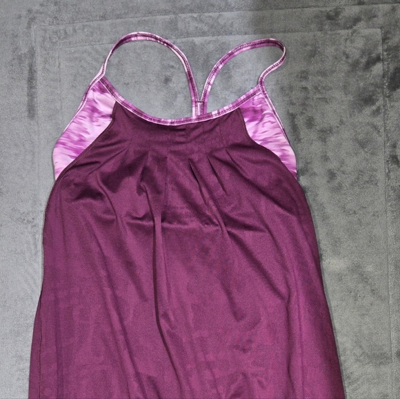 The North Face Tank Top with Built-in Bra Size Small - Picture 1 of 7